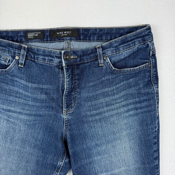 Women's Nine West Cigarette Fit Skinny Leg 14R Dark Wash - Picture 3 of 5